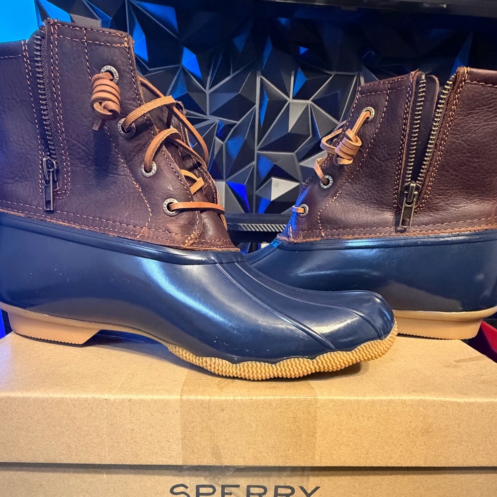 Sperry Ankle Boots in Brown and Blue - Picture 7 of 10